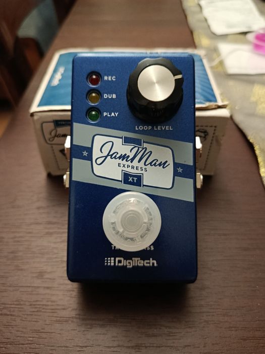 Stereo looper Digitech Jamman Express XT