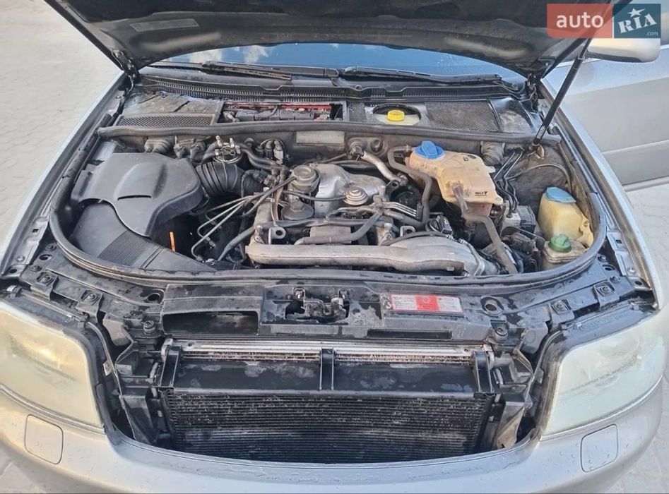 Продам ауді а6 2004 року мотор 2.5 дизель