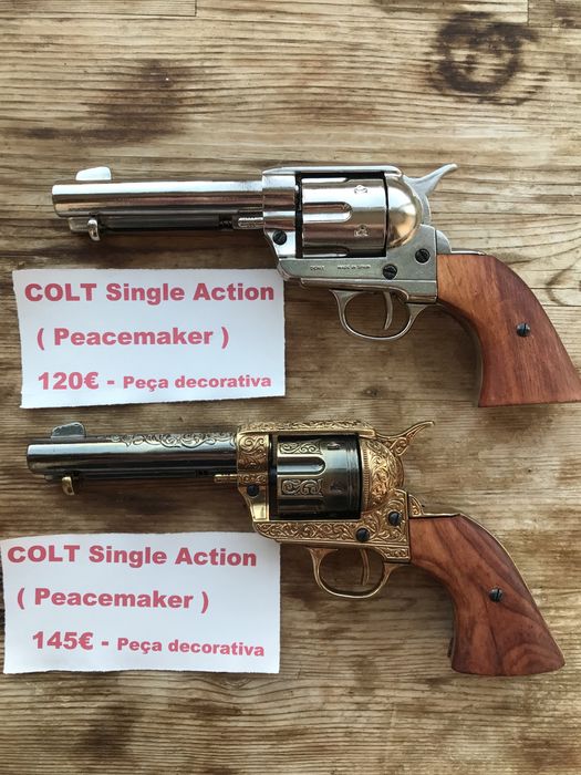 PEÇA Decorativa - Revólver Colt Single Action-Peacemaker NÃO funcional