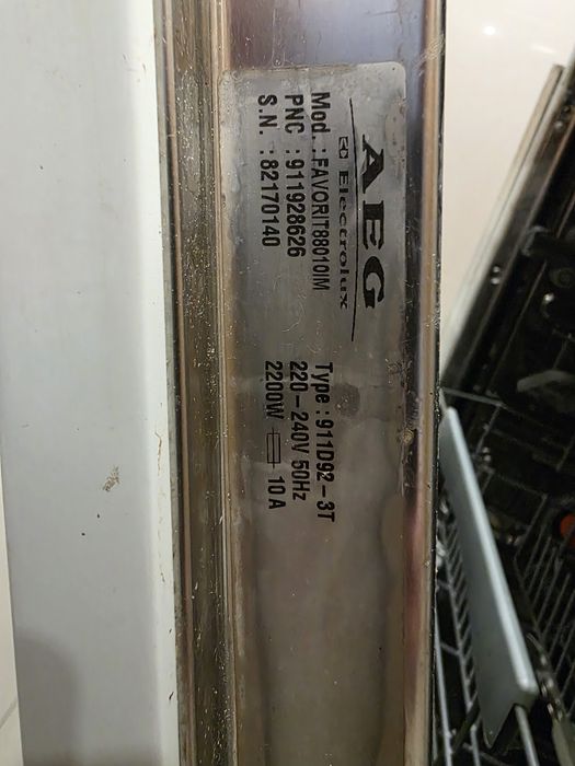 Máquina Loiça AEG  FAVORIT 88010 IM