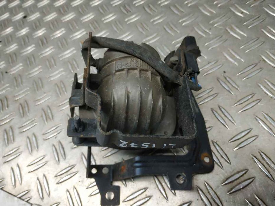 Mitsubishi Lancer 9 03- фара протитуманна ПТФ L LI1572 MN154901