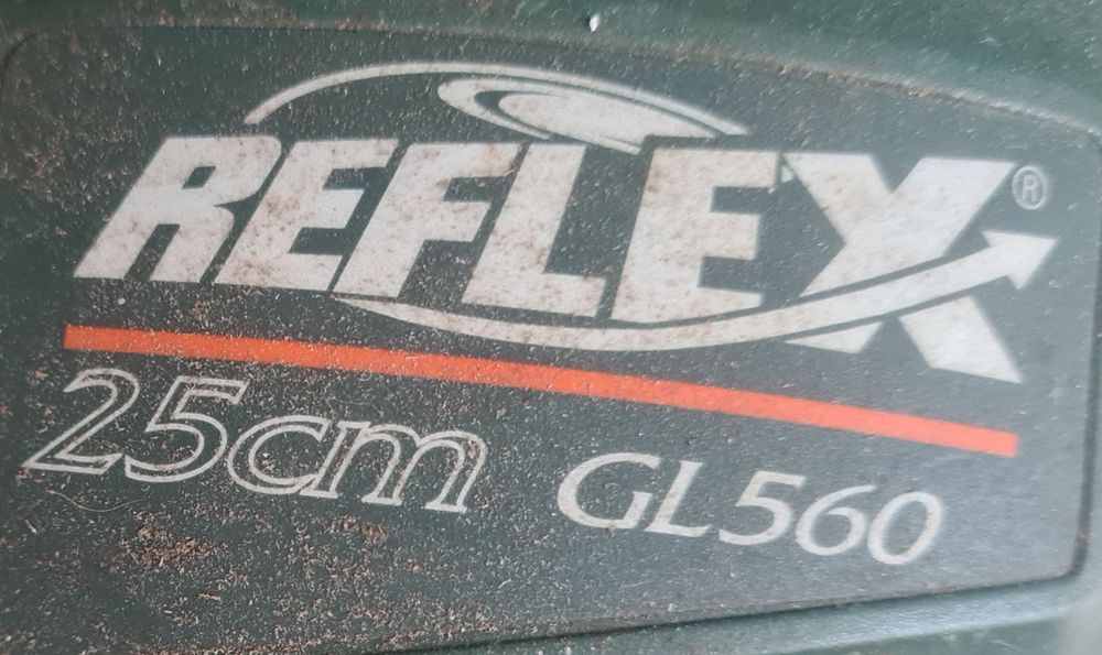 Máquina de jardinagem da Black & Decker