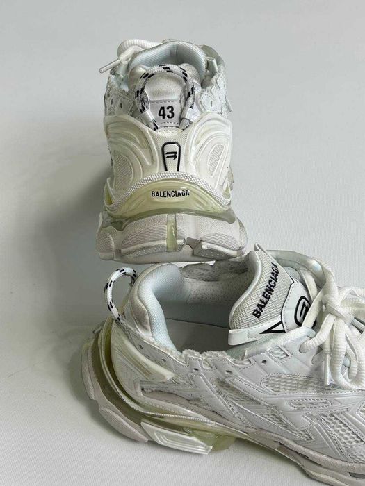 BALENCIAGA Runner кроссовки белые кеди кеды кросівки білі 43 42 40 38