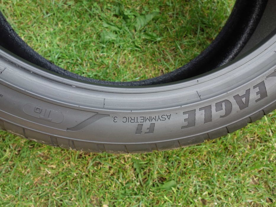 Opony 285/35/22 106W  GOODYEAR 2 Sztuki TESLA X