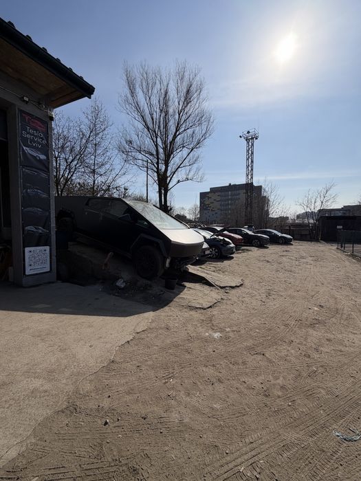 Tesla Service Ремонт model S X 3 y plaid Діагностика Батарея