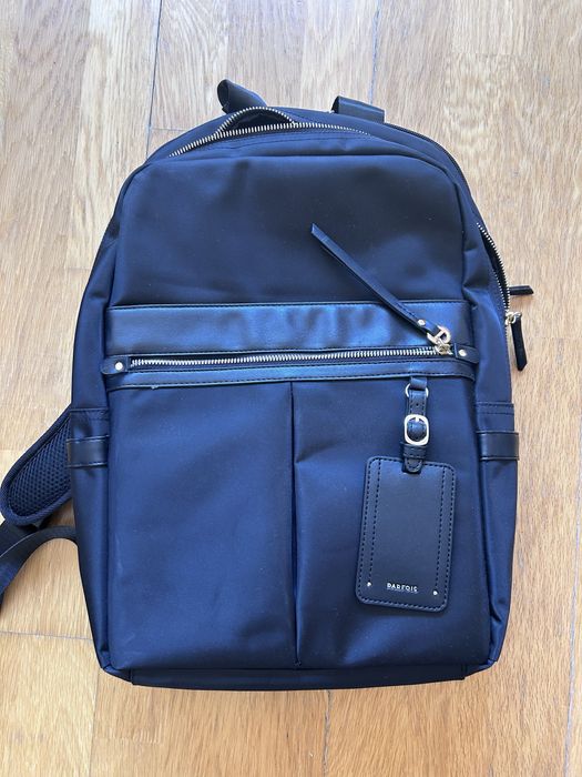 Mochila preta para computador da Parfois