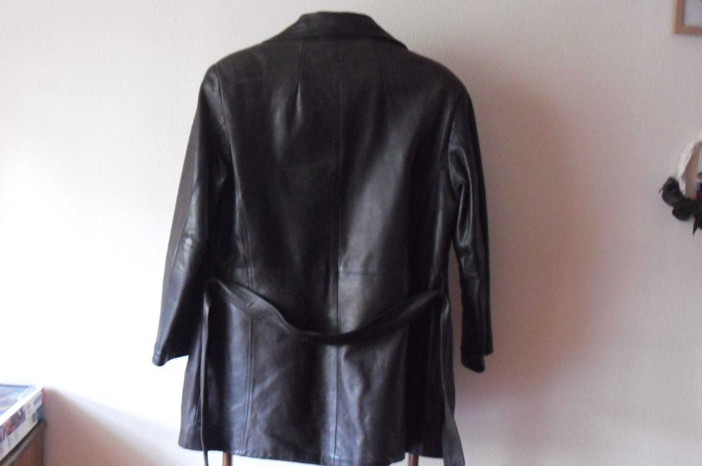 Casaco couro castanho