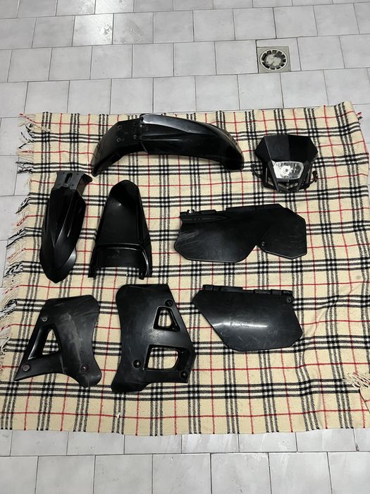 Kit plasticos DTR 125