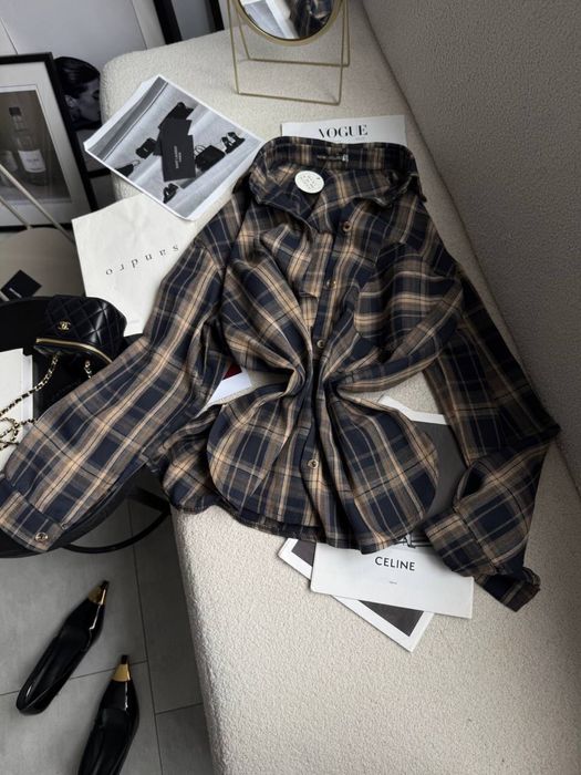 Жіноча сорочка в актуальній клітинці