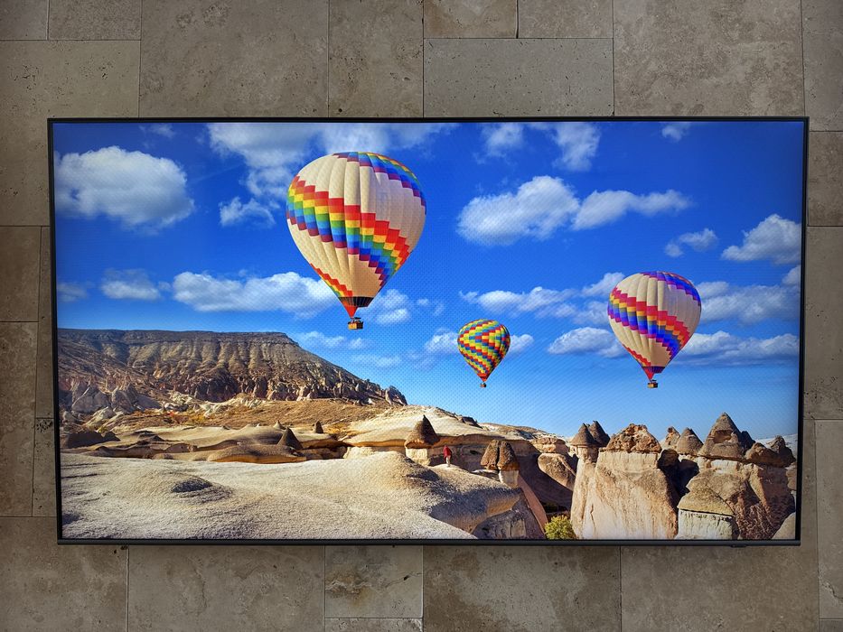TV  Samsung QE65Q77BATXXH - 65” - stan idealny