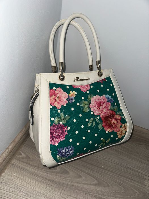 Сумка.              .