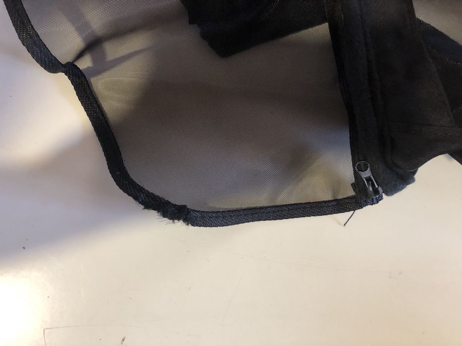 Маска від мух для коня + щітка-масажер