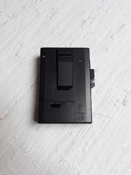 Walkman / leitor cassetes portátil Sanyo MGP9 - 1986