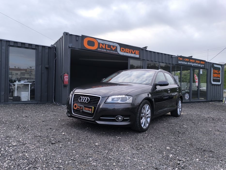 Audi A3 Sportback 1.6TDI Attraction Business Line cx Aut S-Tronic - 12