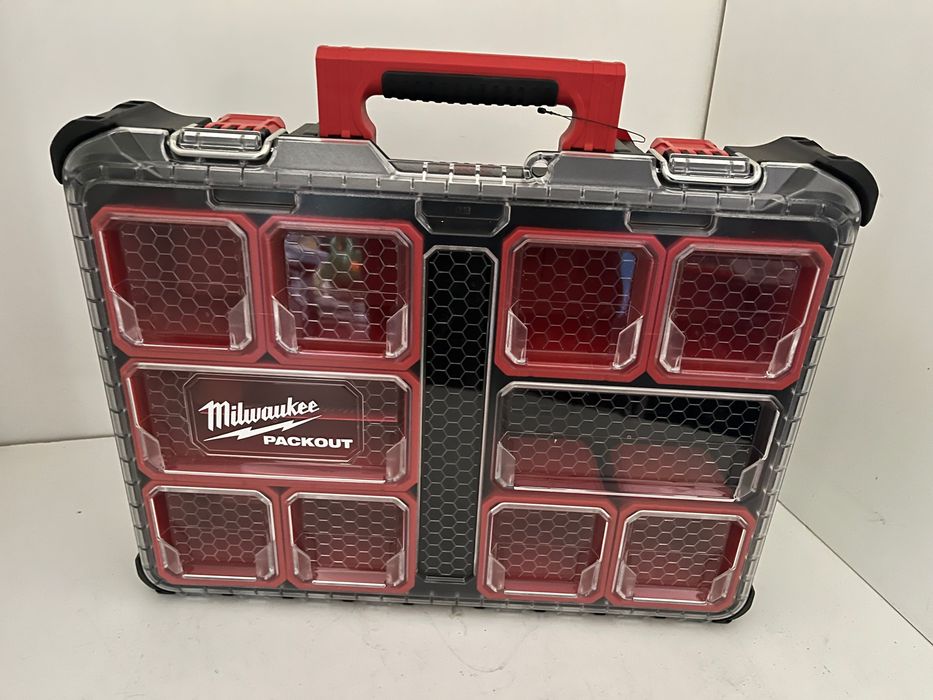 Narzędziowa skrzynka organizer Milwaukee PACKOUT 4932464082