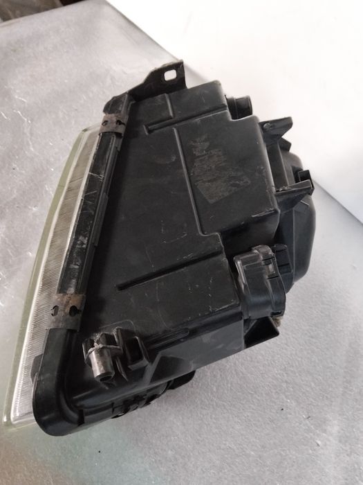 Farol Audi A4 b5 ótica original 1998 esquerdo