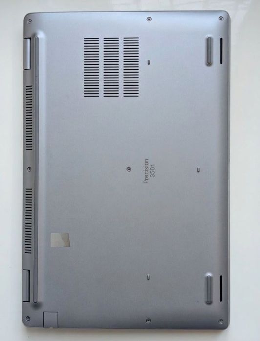 Тонкий ноутбук Dell Precision 3561 Intel Core i5-11g nVidia 4-32Gb RAM до 1Tb m.2 SSD