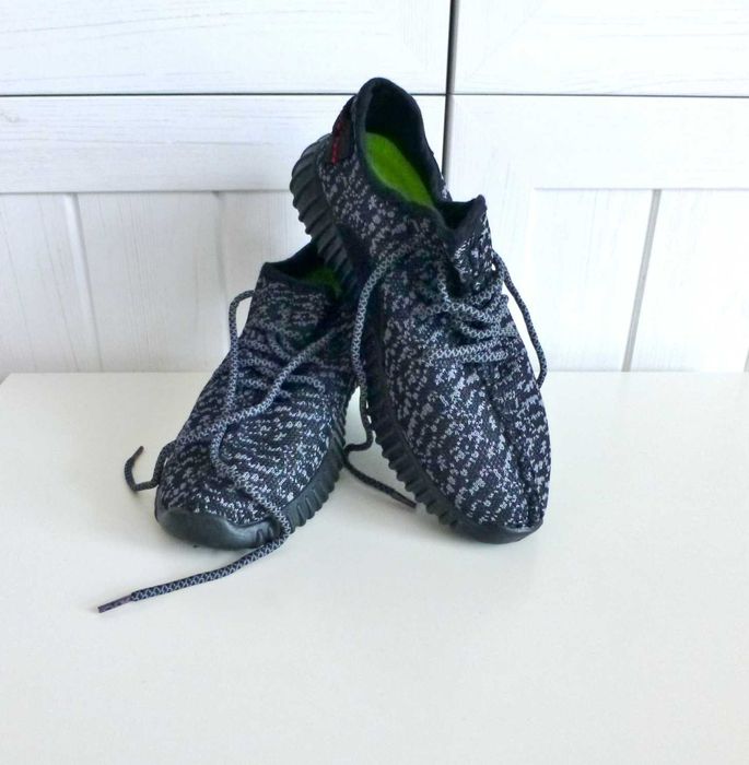 Buty sportowe UGI styl yeezy lekkie sneakersy 37