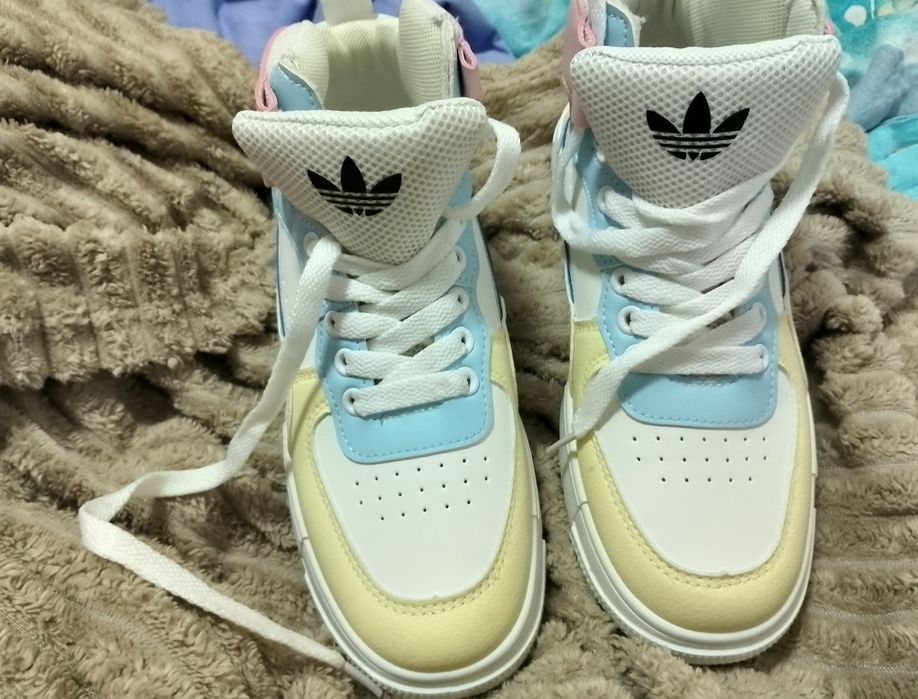 Sneakersy damskie adidas rozm. 38