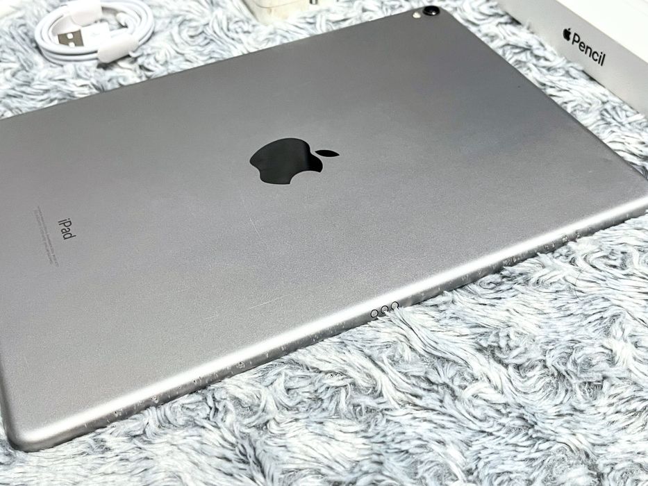 IPad Pro 10.5 (256 gb) 120 Герц + стекло! A1701