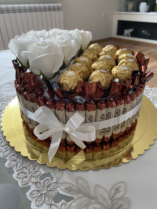 Torcik z ulubionych słodyczy