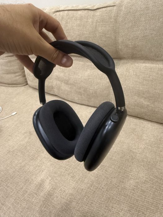 Apple AirPods Max 2gen USB-C A3184 (Midnight) повний комплект в ідеалі Навушники та чохол в ідеальному стані, майже як нові.