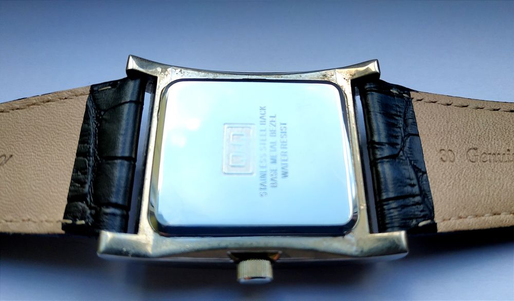 Женские часы Q&Q