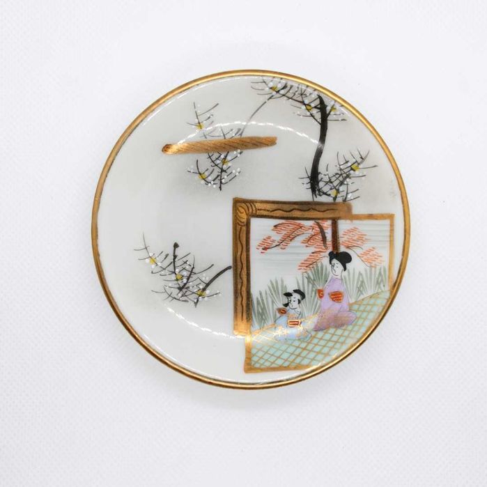 Pires em porcelana oriental