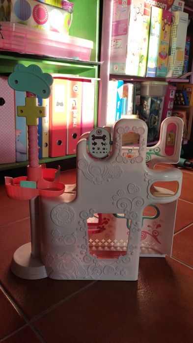 Little Pet Shop criança