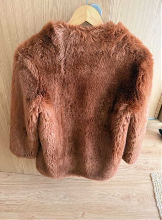 Casaco de pelo Trafaluc (Zara)