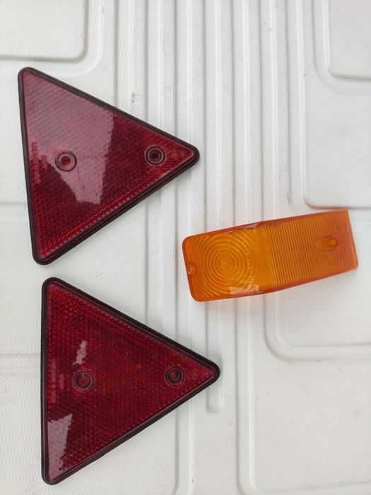 Запчасти на волгу и другие.