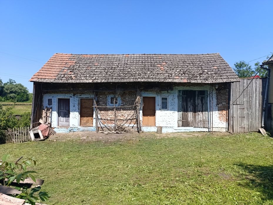 Продам Будинок  в  селі Санники