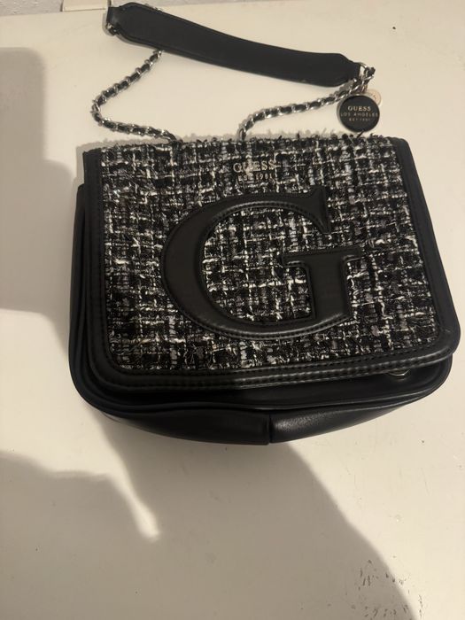 Mala de pele da guess