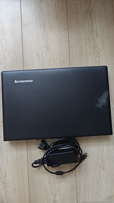 17 calowy Laptop Lenovo G700 HDMI USB 3.0 kamerka, nagrywarka, SSD