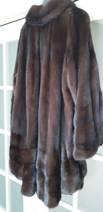 Норковая шуба, тёмный шоколад. Италия! Размер 44-46