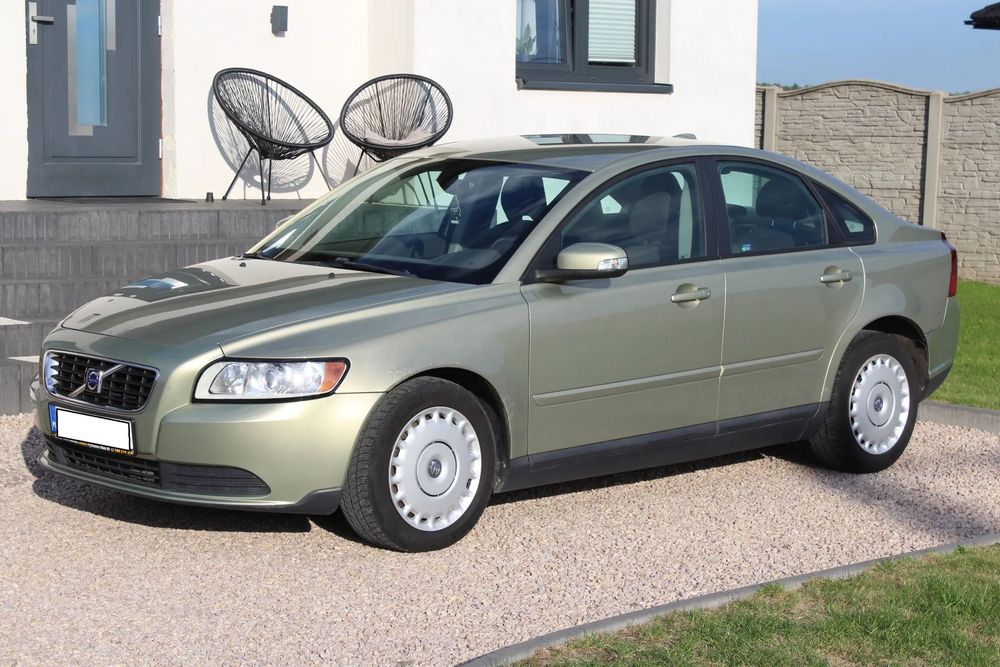 Volvo S40