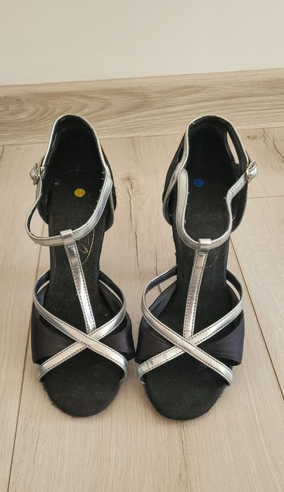 Buty profesjonalne taneczne