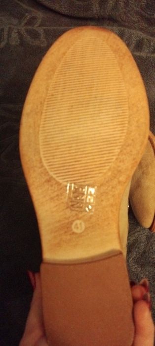 Botki, kozaczki beżowe, zamszowe, ocieplane rozm. 41