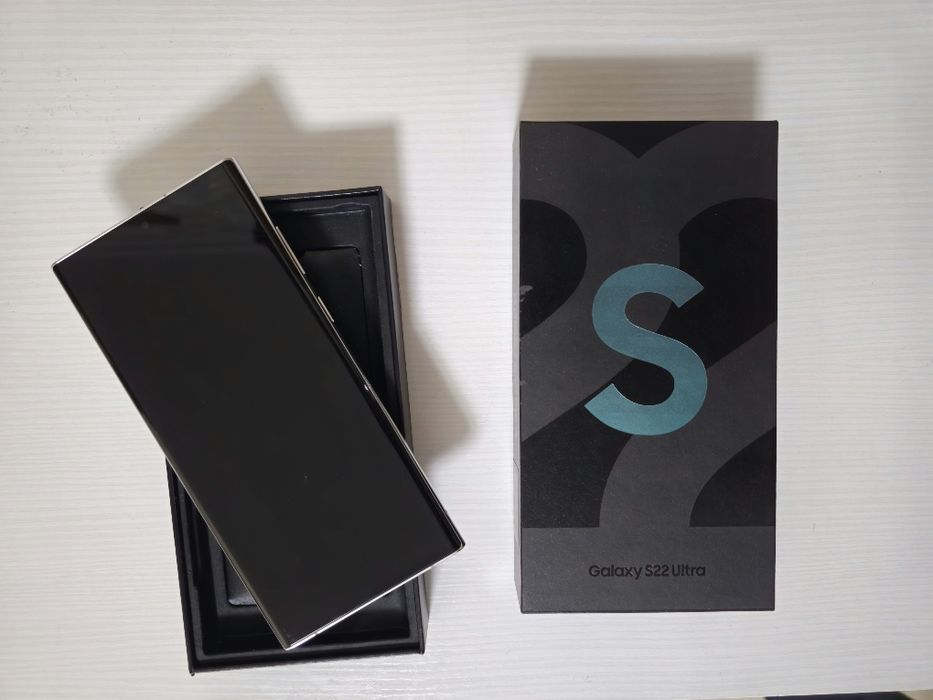 Samsung s22 ultra 12/512gb