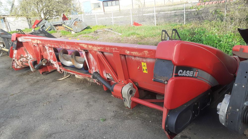 Жатка кукурузна Case-2208 8-ми рядкова