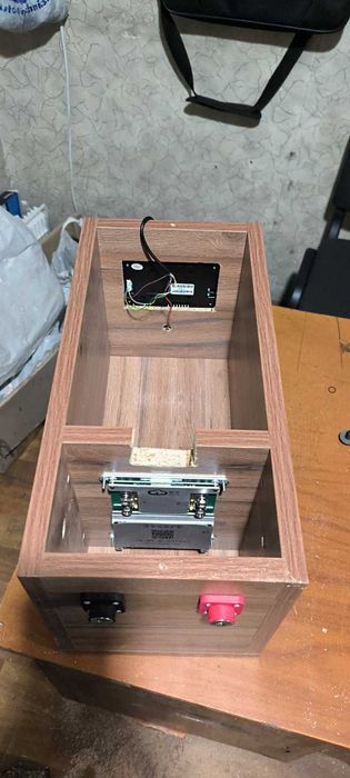 Аккумулятор 4 квт 12V LiFePO4 314Ah в корпусе, BMS с дисплеем