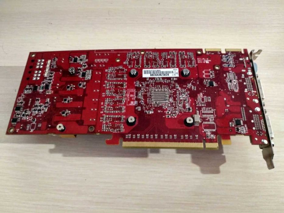 Видеокарта ASUS RADEON HD4870 512 Мб (EAH4870/HTDI/512M/A) (на зап/ч)