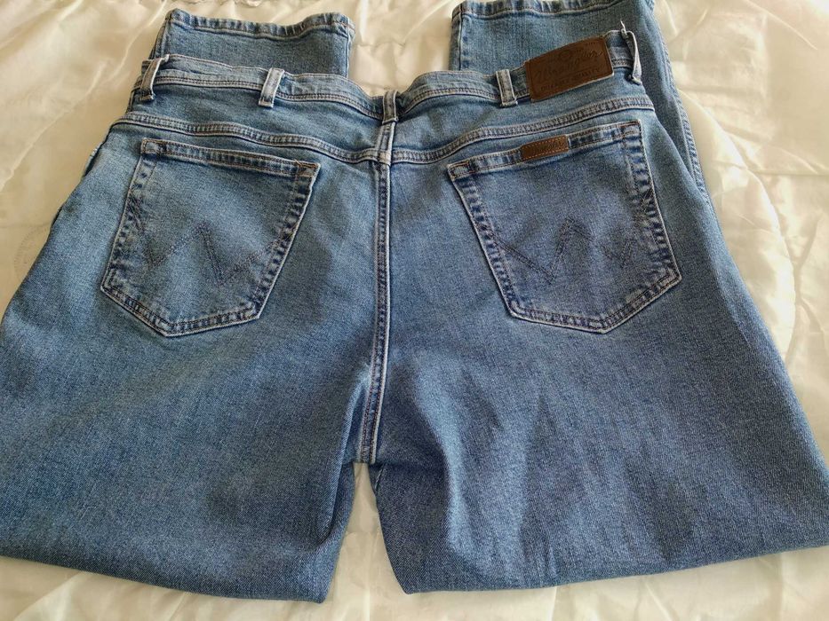 Джинси WRANGLER regular fit  W42 L30 made in Bangladesh