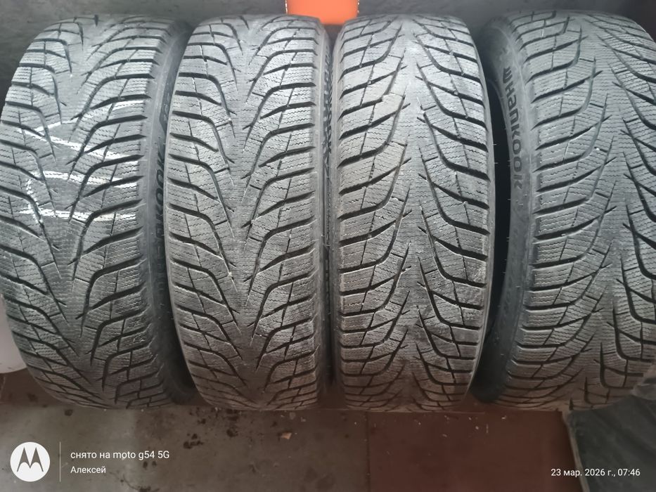 Резина зимняя Hankook на стальных дисках, почти новая 185/60/R15