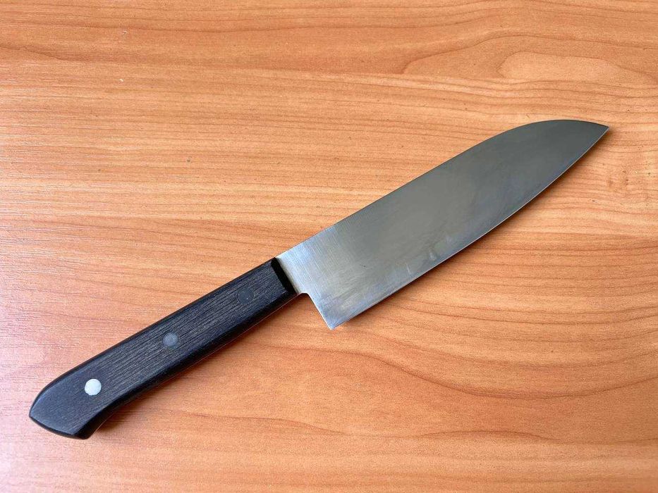 Кухонный японский нож Сантоку J.A.Henckels