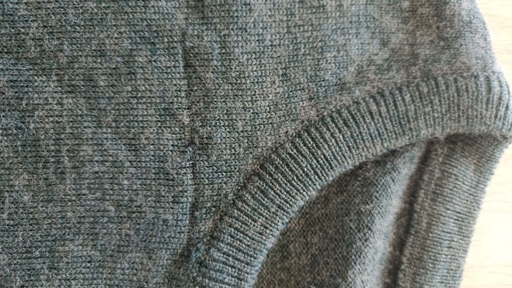 Wełniany sweter Dunnes rozmiar L