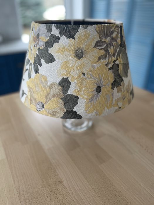 Абажур для лампи