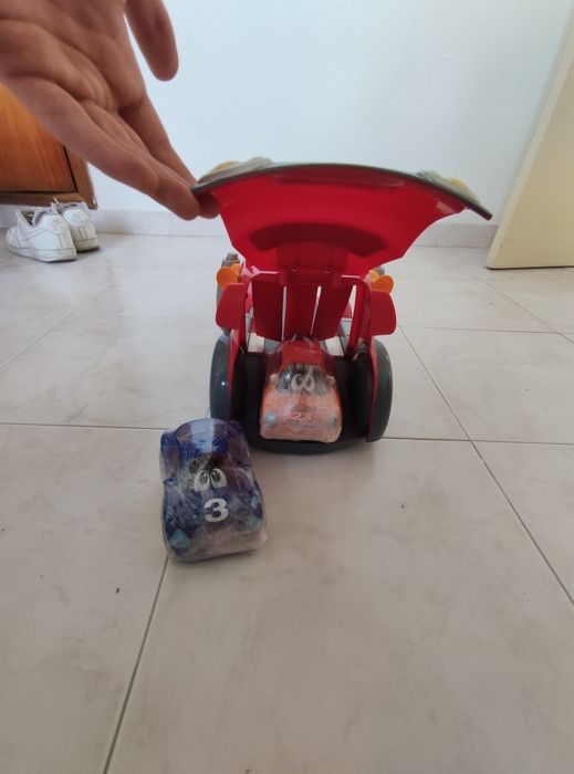 Carro Brinquedo Chico + 2 carrinhos