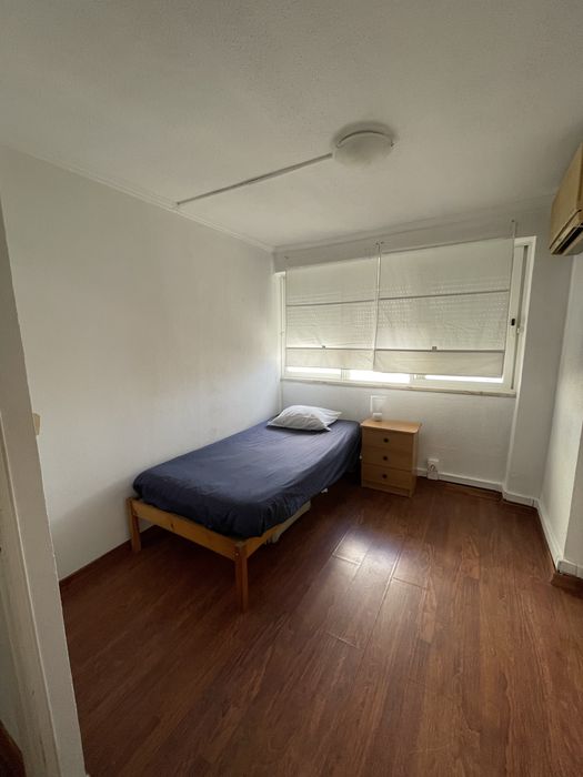 Room for Rent in Lisbon, Avenidas Novas - Short Term