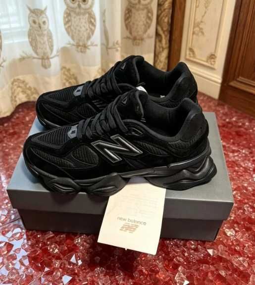New Balance 9060 Triple Black Suede BPM R.39.5
